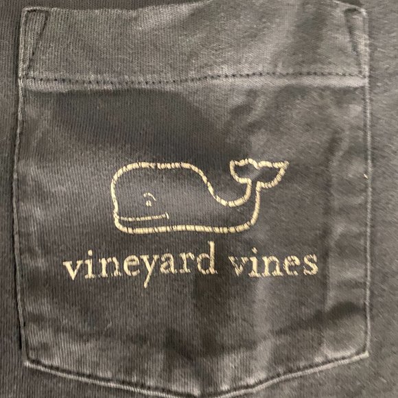 Men's Vineyard Vines Hooded Tee - Picture 2 of 6